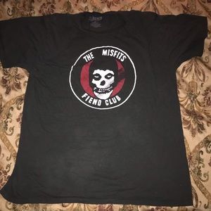 Misfit tee